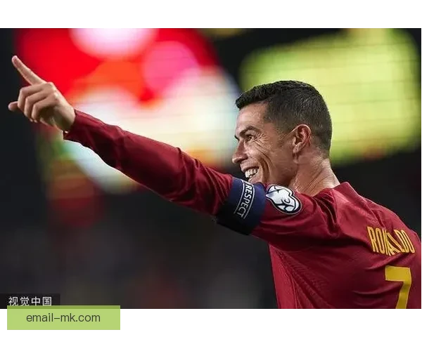 C罗单赛季欧冠进17球创历史纪录 成为新一代欧冠进球王