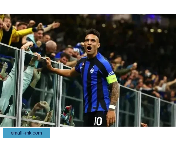 劳塔罗荣获意甲金靴与赛季最佳双料殊荣闪耀赛场