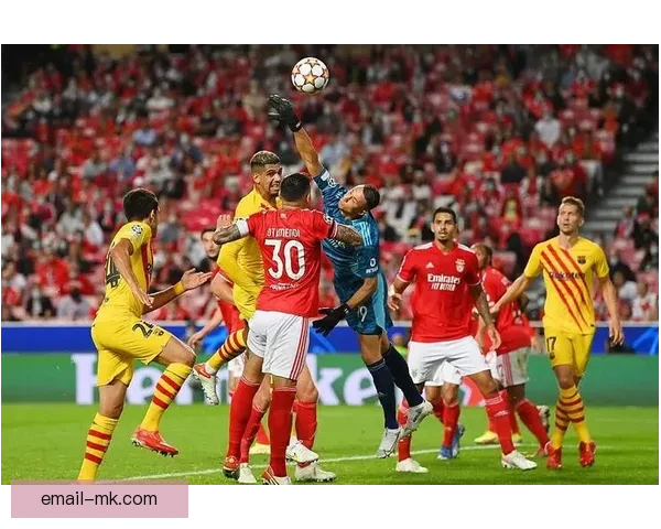 拜仁慕尼黑稳居德甲榜首 展现强大实力与冠军竞争力