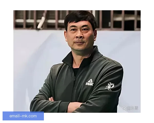 沧州雄狮连胜势如破竹后突遭长连败困境挑战球队未来走向